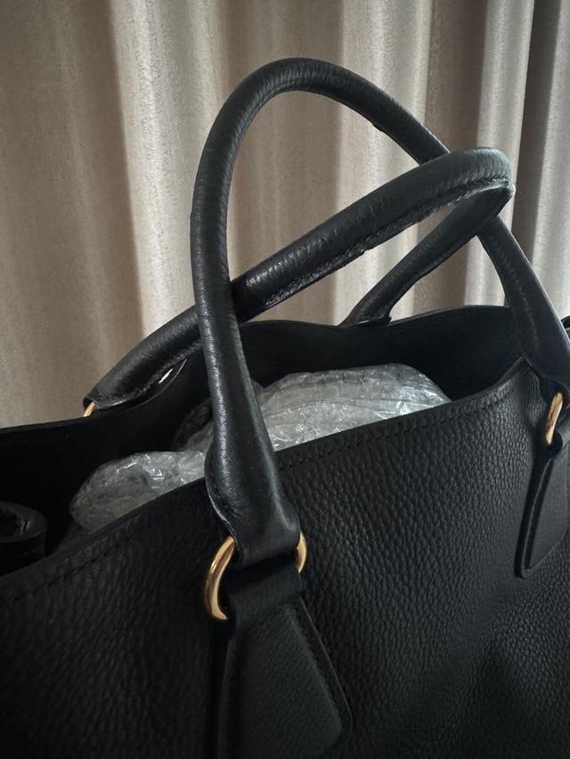 Prada Galleria Tote สภาพใหม่กริบ นอนกล่อง
