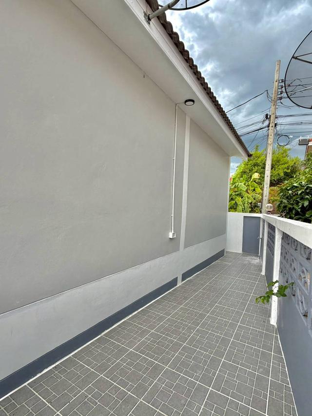 หมู่บ้านพบทอง ซอยวัดลาดปลาดุก บ้านเดี่ยวชั้นเดียว หลังมุมถนนเมน ตกแต่งใหม่พร้อมอยู่ 7