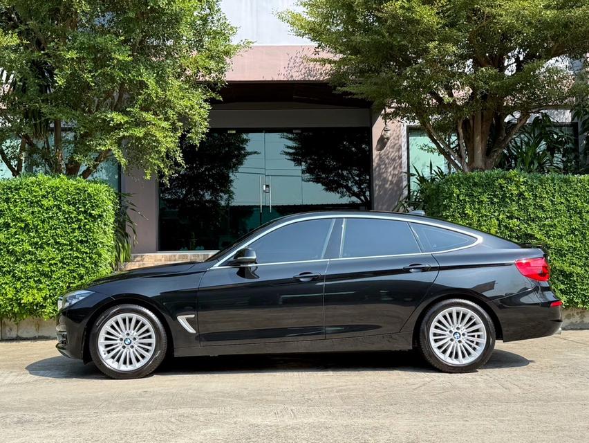 2020 BMW 320D GT MSPORT LCI รถมือเดียวออกป้ายแดง รถวิ่งน้อย เข้าศูนย์ตามระยะ รถไม่เคยมีอุบัติเหตุครับ รูปที่ 5