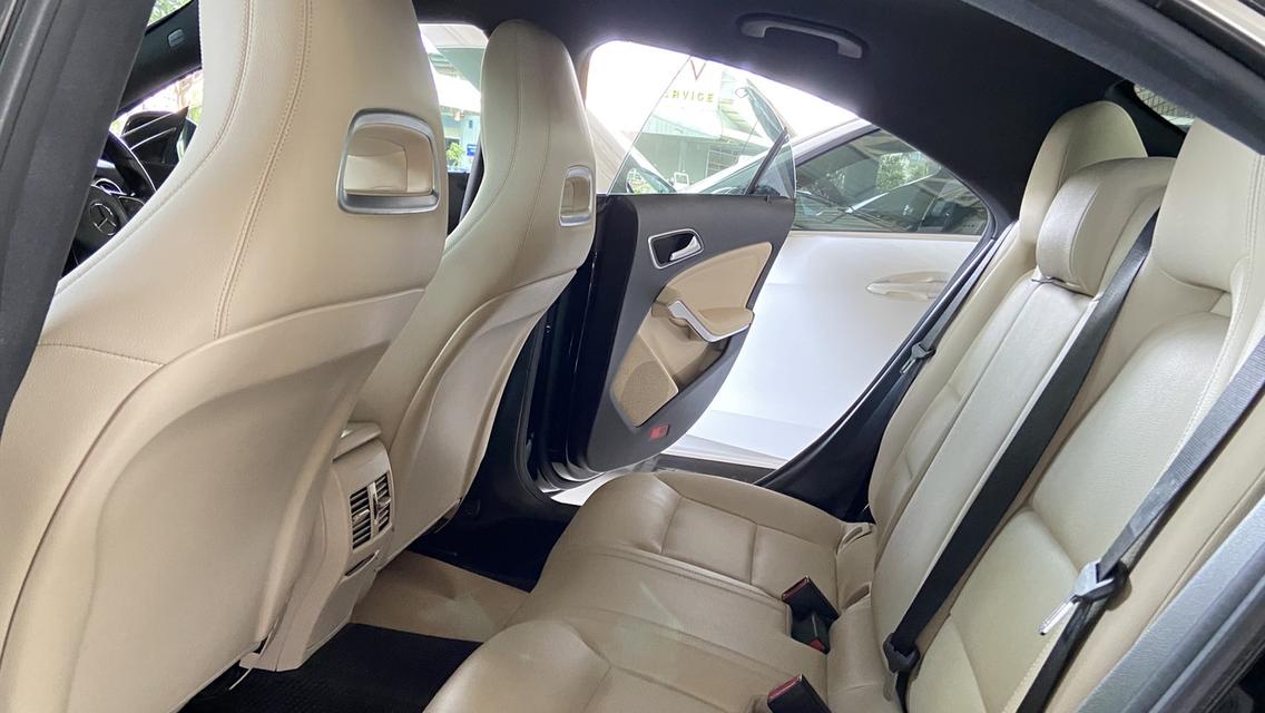 CLA200 W117 รถปี 2016 6