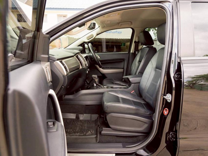 ขาย Ford Everest 2.0 Titanium ปี20 16