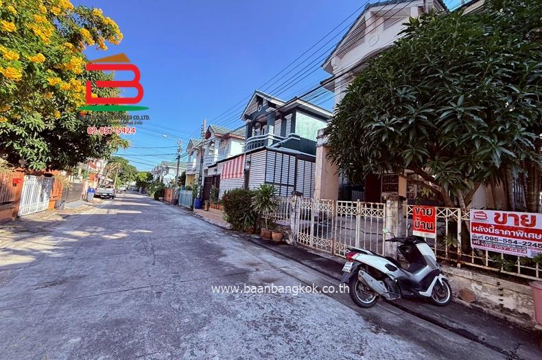 บ้านแฝด 2 ชั้น หมู่บ้านนันทนาการ์เด้น บางปลา 22 (ใกล้โรงพยาบาลจุฬารัตน์ 3 อินเตอร์) เนื้อที่ 36 ตรว. ตำบลบางปลา อำเภอบางพลี สมุทรปราการ 2