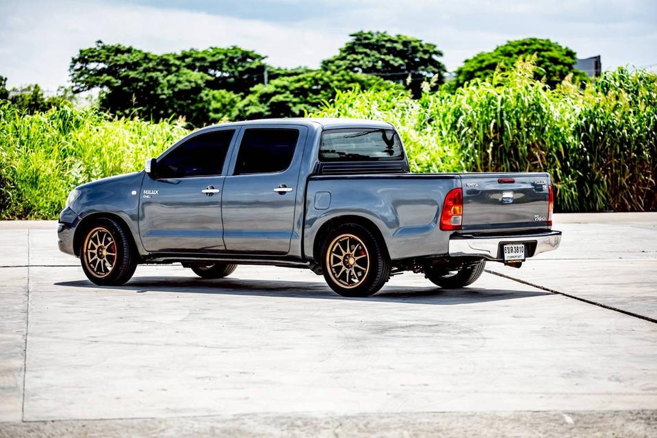 Toyota Vigo Double Cab 4 ประตู 2.5E ดีเซล ปี 2010 สีเทา  8