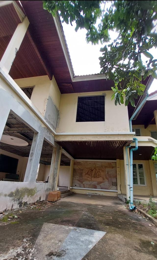 ขายบ้านและที่ดิน ในหมู่บ้านวิชิตนคร  8