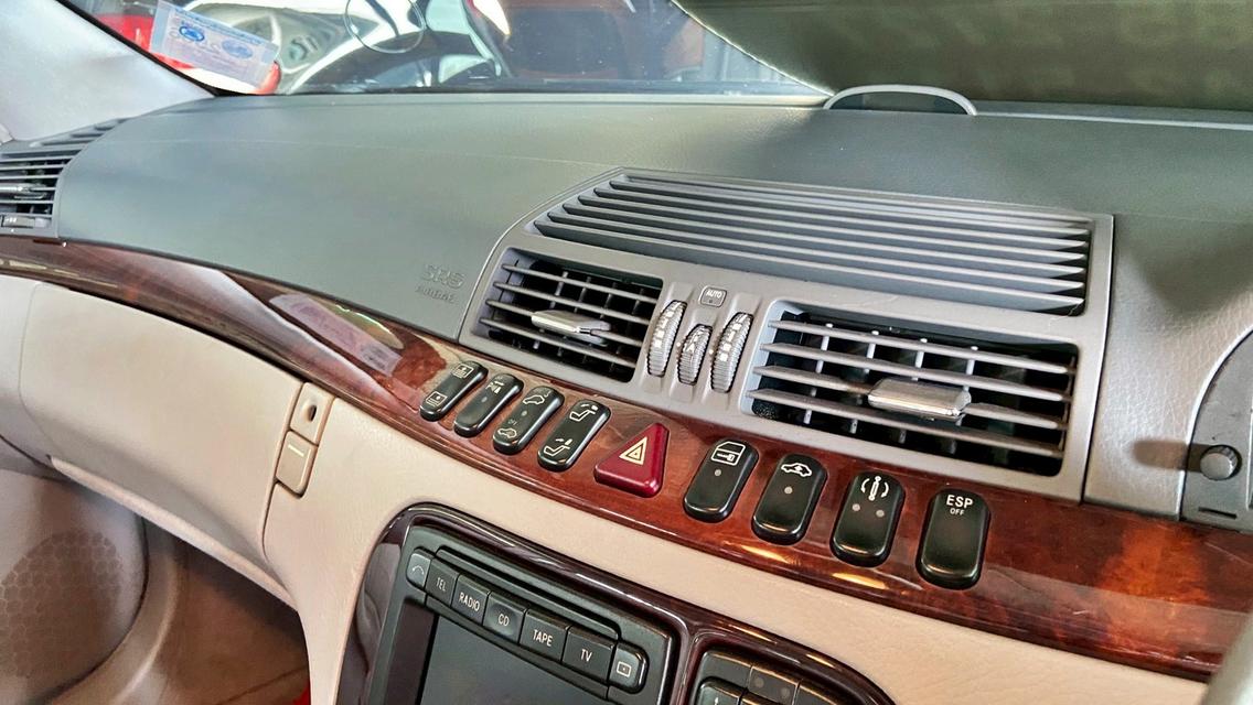 S-Class ของสะสมของหายาก Mercedes-Benz S320L W220 ปี 2000 รูปที่ 7