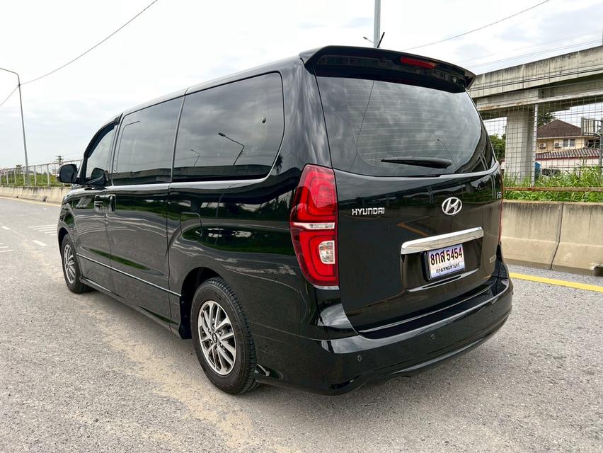 HYUNDAI H1 2.5 ELITE (MNC) ปี 2020