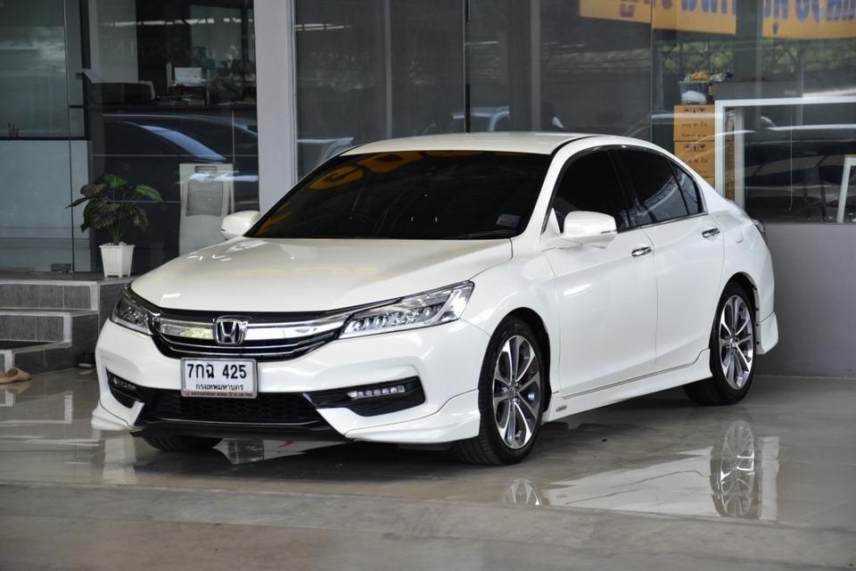 TKG425 HONDA ACCORD 2.0 EL ปี 2018