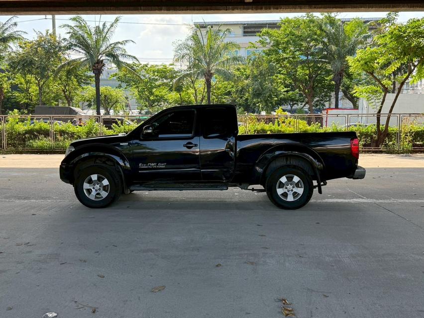 ขายรถ nissan navara 2.5 CAB ปี 2012 สีดำ เกียร์ธรรมดา 7