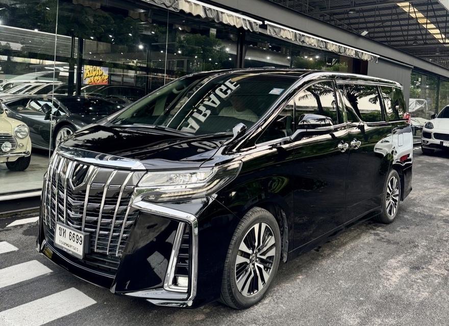 Toyota Alphard 2.5 SC Package