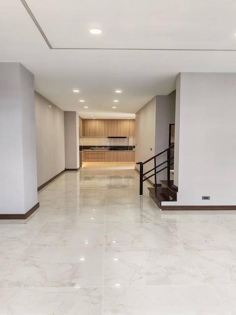 ขาย ทาวน์เฮ้าส์ 4 ชั้น โครงการ วราธร วิลล์ พัฒนาการ 44 Varathorn Ville Pattanakarn 44ใกล้ทางด่วน รีโนเวทใหม่ทั้งหลัง 2