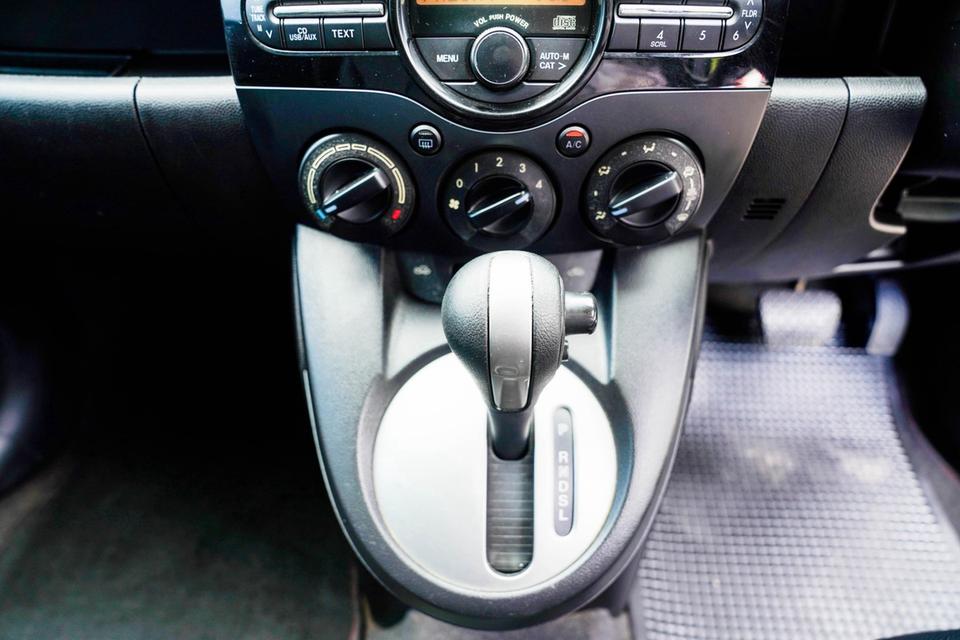 #MAZDA 2 1.5 MAXX SPORTS AT ปี 2013 สีเทา รูปที่ 12