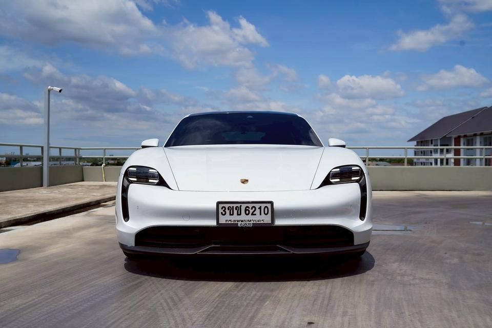 ขายรถ Porsche Taycan Base  9