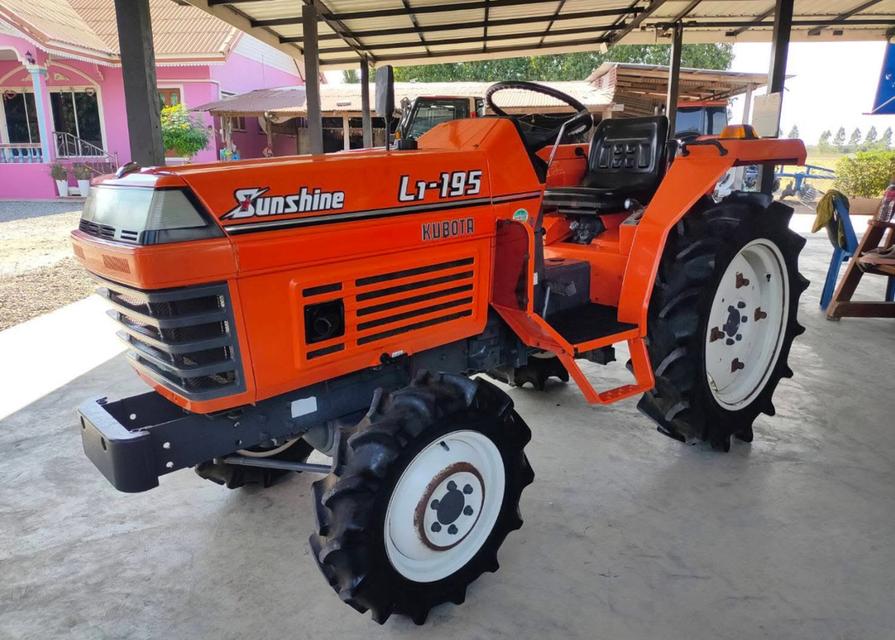 รถไถ KUBOTA L1195 รุ่นยอดฮิต 2