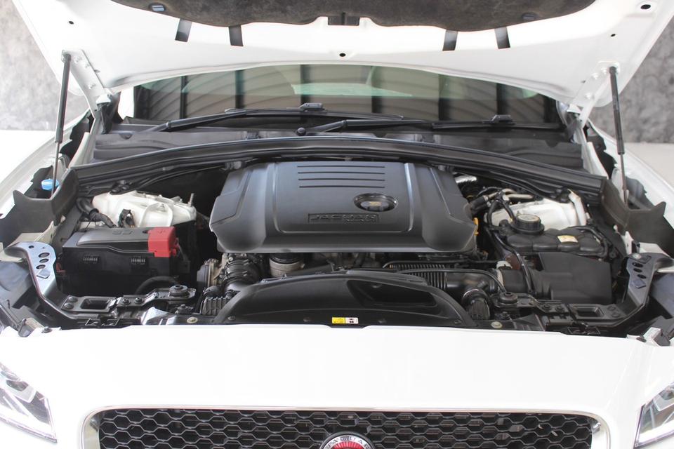 รหัสรถ JRS5315 Jaguar Fpace 2.0 ดีเซลปี 2019 รูปที่ 6