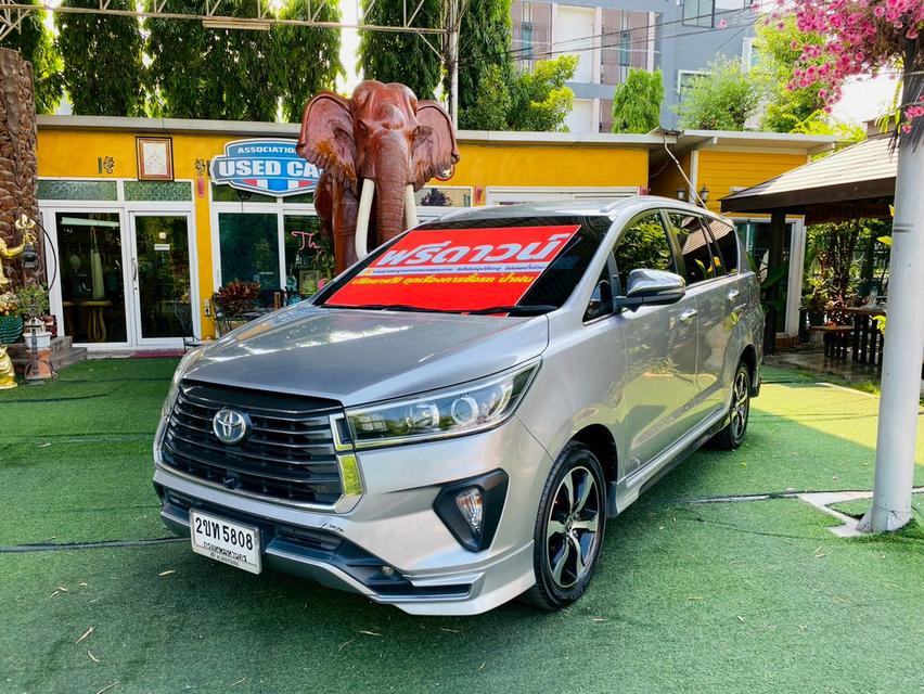 #TOYOTA INNOVA CRYSTA 2.8 PREMIUM รุ่นท็อปสุด  ปี 2022