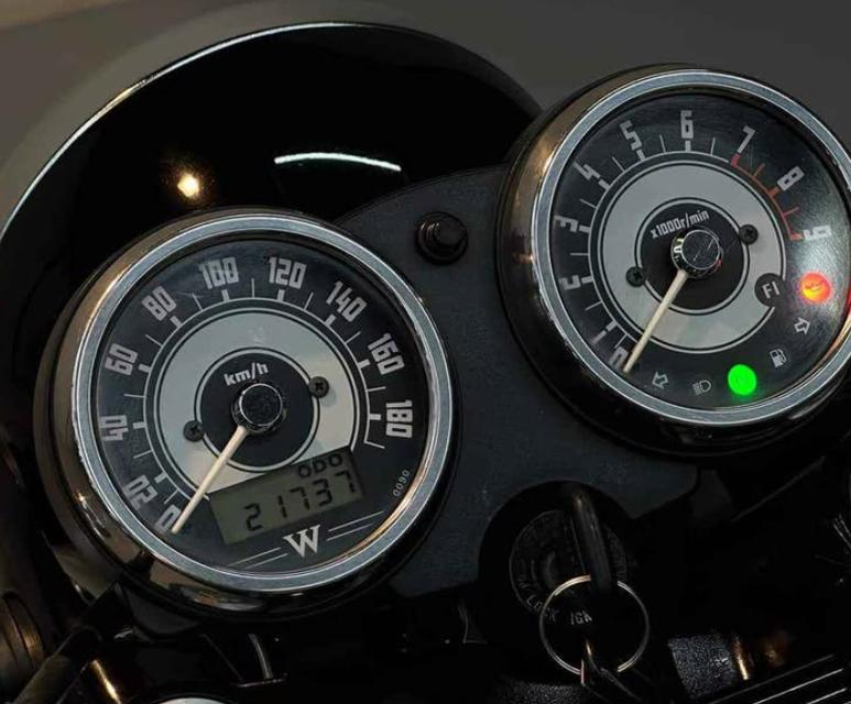 ปล่อยขาย Kawasaki W800 สีดำ 7