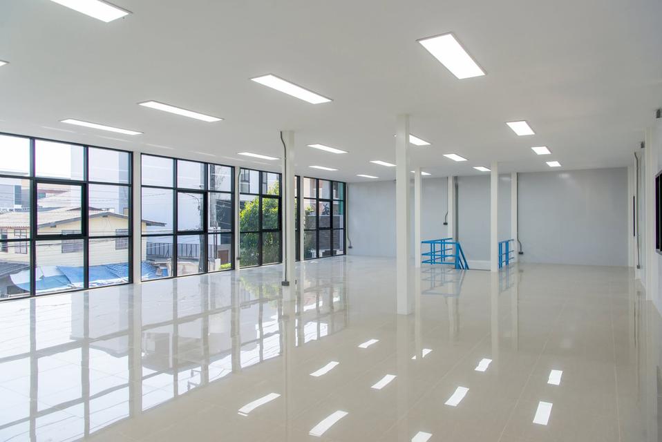 Office + Warehouse ทำเลสุขุมวิท 101 20