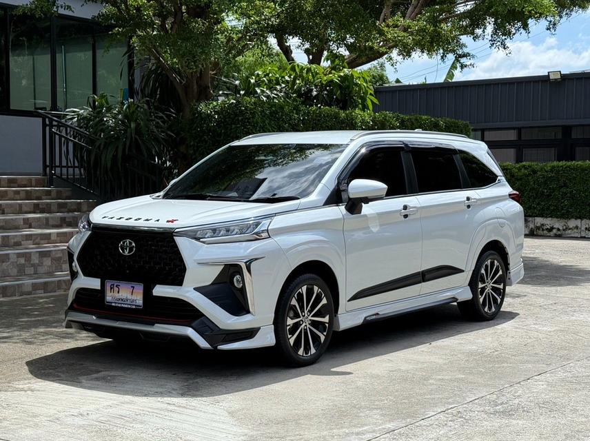 2024 TOYOTA VELOZ 1.5 PREMIUM รถมือเดียวออกป้ายแดง รถวิ่งน้อยเพียง 20,000 กม สภาพป้ายแดง รถไม่เคยมีอุบัติเหตุครับ