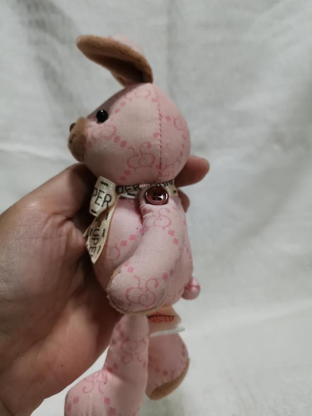 pink rabbit by Shinada 4