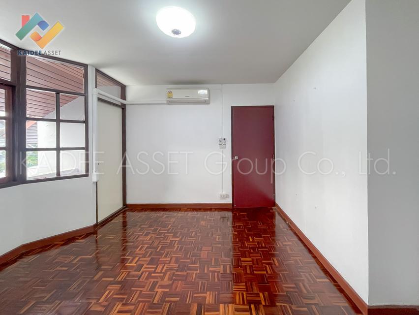 ทาวน์เฮ้าส์ เมืองทองธานี โครงการ 5 ถนน บอนด์สตรีท แจ้งวัฒนะ 12