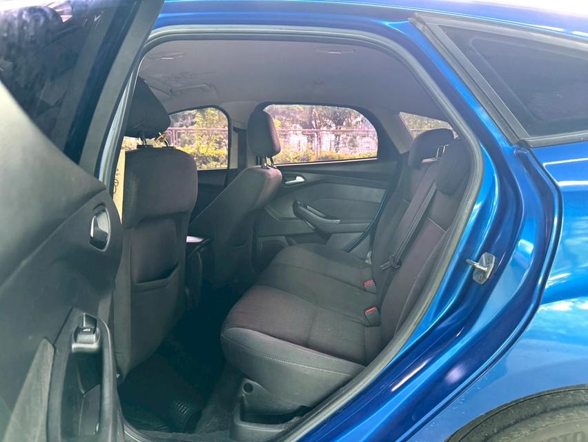 ขายรถ Ford Focus 1.6 Hatchback ปี 2013 สีน้ำเงิน เกียร์ออโต้ 12