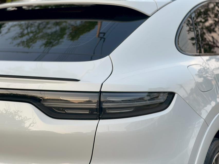 Porsche Cayenne Coupe E-Hybrid Sport Design 2021 สีขาว รถสวยมือเดียววิ่งน้อย ราคาพิเศษ รูปที่ 5