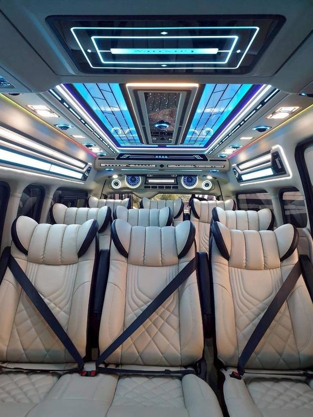 Toyota commuter 2017