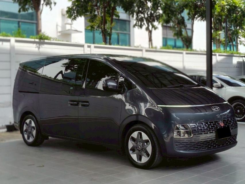 รถเข้าใหม่! Hyundai Staria SEL 2021 สีเทาเข้ม 2
