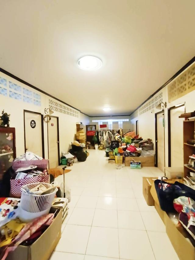 ขายถูก บ้านเดี่ยวพร้อมที่ดิน 200 ตารางวา 9