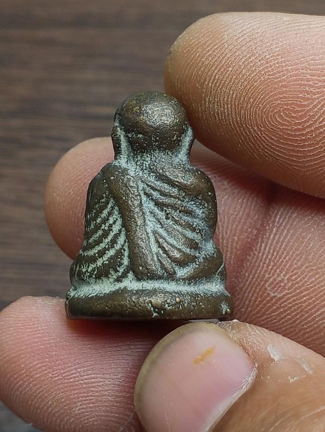 หลวงพ่อเงินออกวัดท้ายน้ำ 2