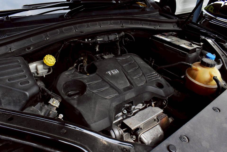 MG HS 1.5 Turbo X Sunroof ปี 2020 ✨ SUV สปอร์ตหรู ฟังก์ชันจัดเต็ม ราคาคุ้มมาก ✨ 🖤 สีดำ เท่ ดุดัน 📍 ไมล์ 97,xxx กม. 💥 ราคาเพียง 379,000 บาท 💥 💸 รูปที่ 6