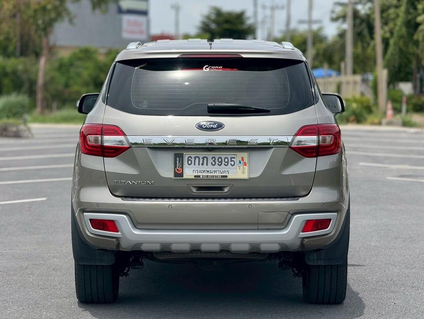 FORD EVEREST Wagon 4dr Titanium+ 7st Auto 6sp RWD 2.2DC Y17. สีน้ำตาล เกียร์ออโต้