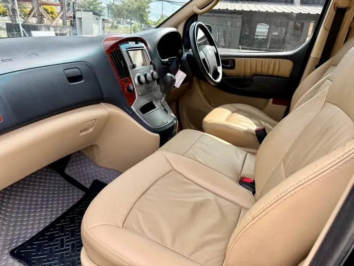 รีบขาย Hyundai H-1 6