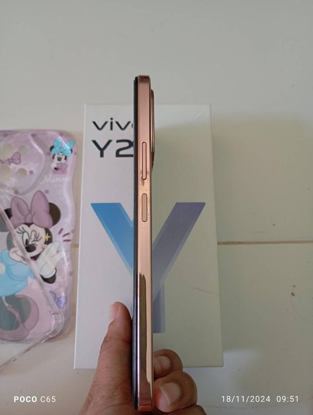 โทรศัพท์ vivo y28 9