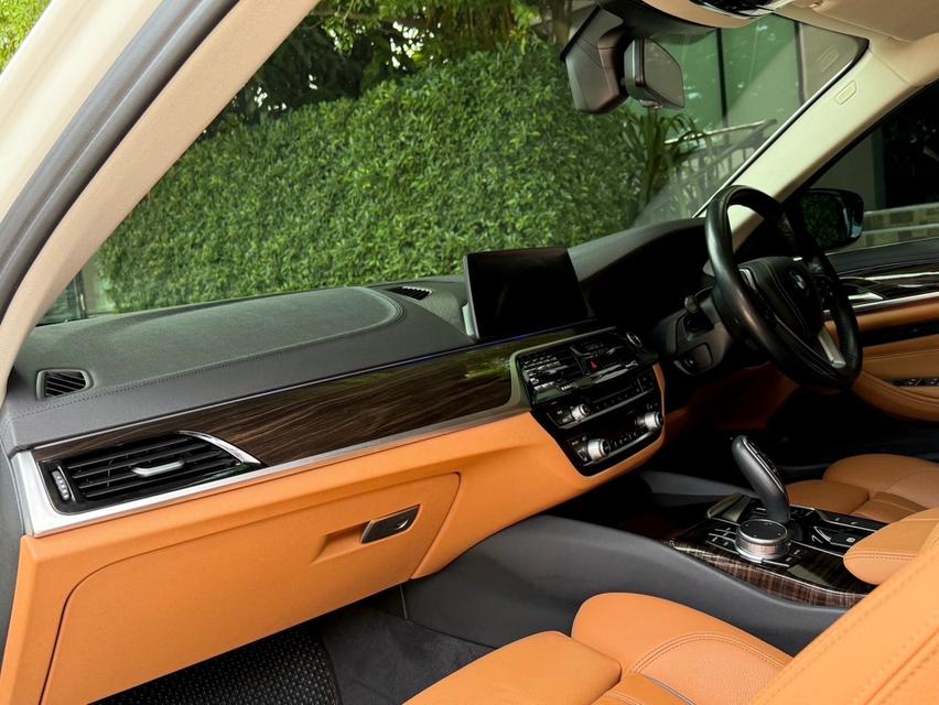2021 BMW 530e G30 รถมือเดียวออกป้ายแดง รถวิ่งน้อยเพียง 74,000 กม รถเข้าศูนย์ทุกระยะ ไม่เคยมีอุบัติเหตุครับ 12