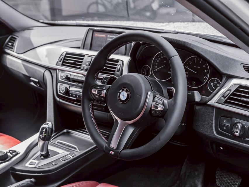 รหัสรถ 67GG3204 #BMW #330e #M3 Look ปี 2019 แต่งหล่อๆ จัดทรง มีล้อ hre พาท M3 look 18