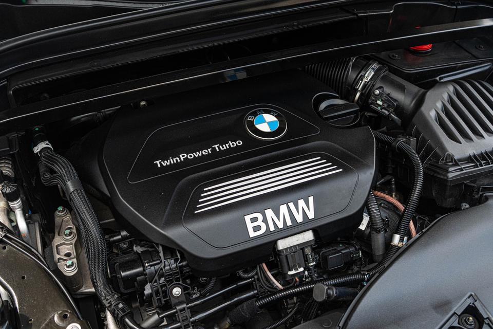 BMW X1 sDrive20d xLine 2.0 F48 AT ปี 2021 รูปที่ 12