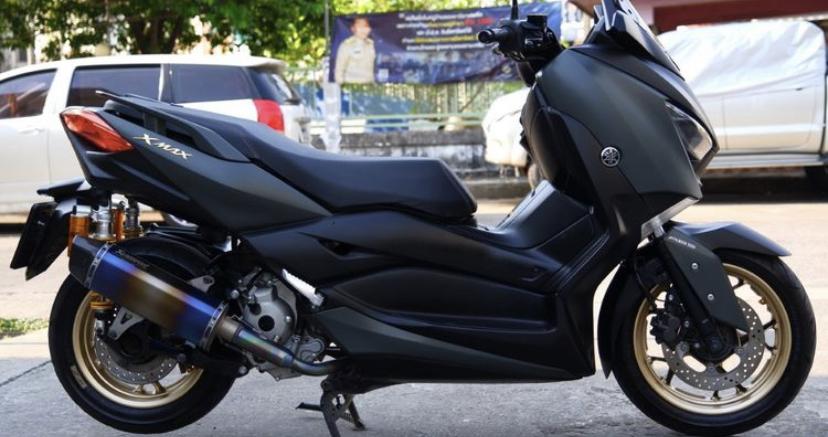 Yamaha Xmax 2020 สีเทาล้อทอง 1