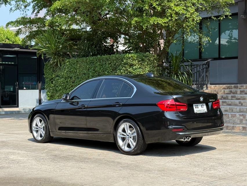 2018 BMW 320D CELEBRATION EDITION LCI รถมือเดียวออกป้ายแดง รถวิ่งน้อยเพียง 45,000กม รถเข้าศูนย์ทุกระยะ รถไม่เคยมีอุบัติเหตุครับ รูปที่ 6
