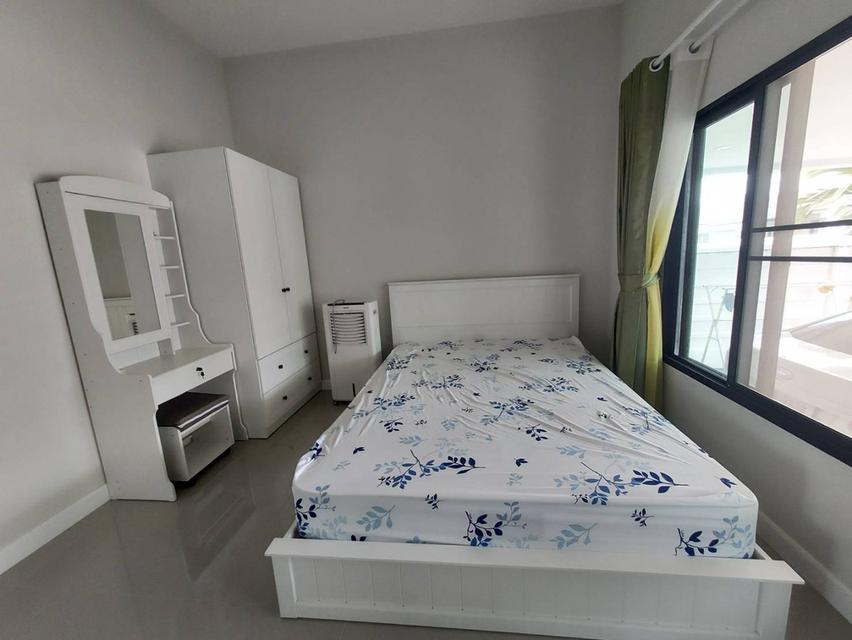 บ้านเดี่ยว ชั้นเดียว ใกล้ชายทะเลชะอำ และหัวหิน 3 ห้องนอน 2 ห้องน้ำ ห้องรับแขก ห้องครัว สวน และที่จอดรถ 2 คัน 4