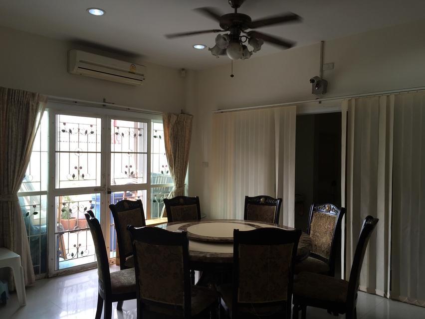 บ้านเดี่ยว 2 ชั้น ซ.นาคนิวาส2 เนื้อที่ 87.4 ตารางวา 7 ห้องนอน 6 ห้องน้ำ 4 ที่จอดรถ หันหน้าทิศตะวันออก 8