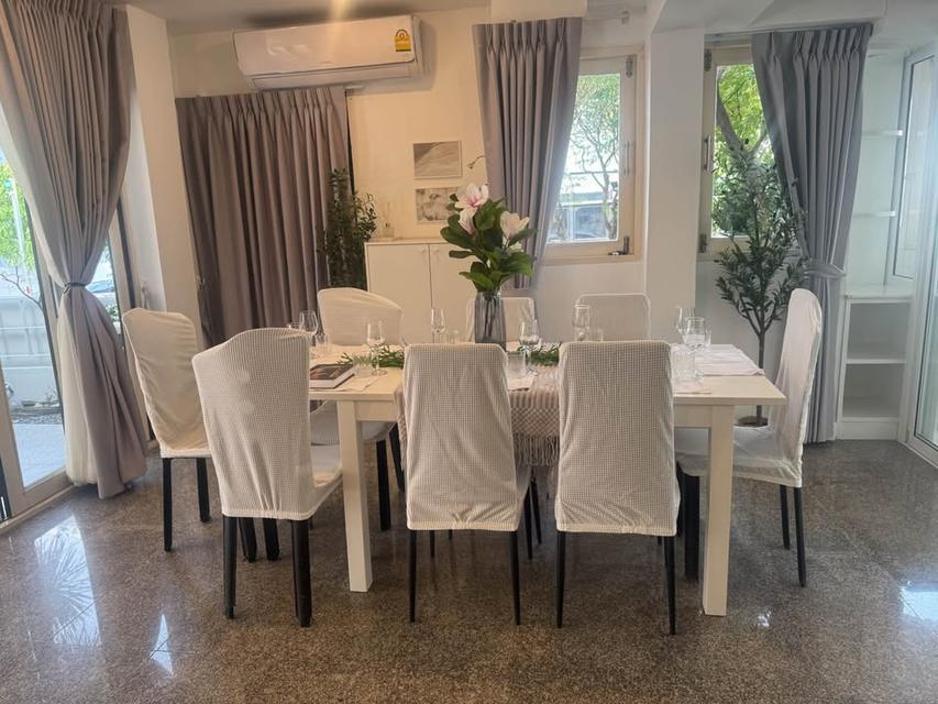 ให้เช่า ทาวน์เฮาส์ 3ชั้น ซอย ลาซาล 77, บางนา,แต่งสวยสไตล์ Modern Classic 4