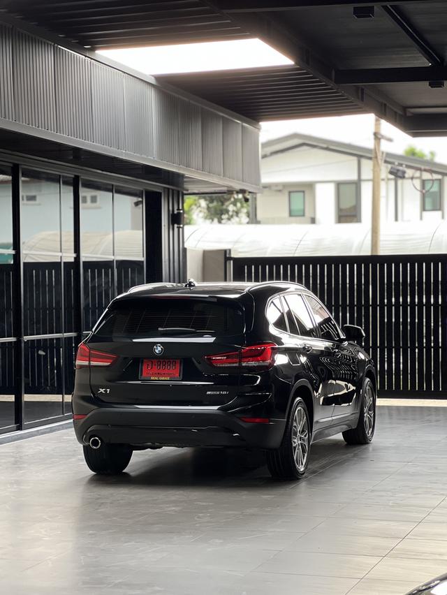 BMW X1  11