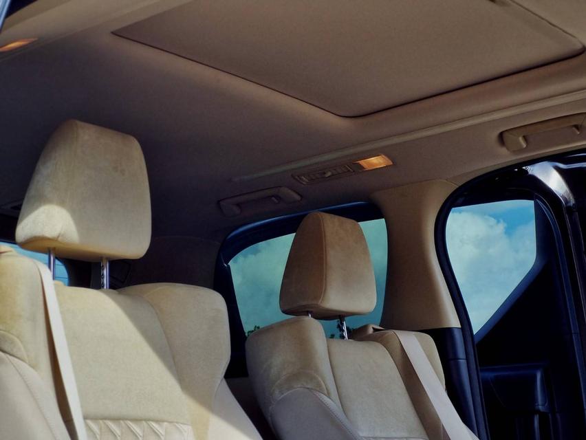 Toyota Vellfire X Hybrid (MNC) ปี 2018 ( จด 19 ) ไมล์ 50,xxx km 13