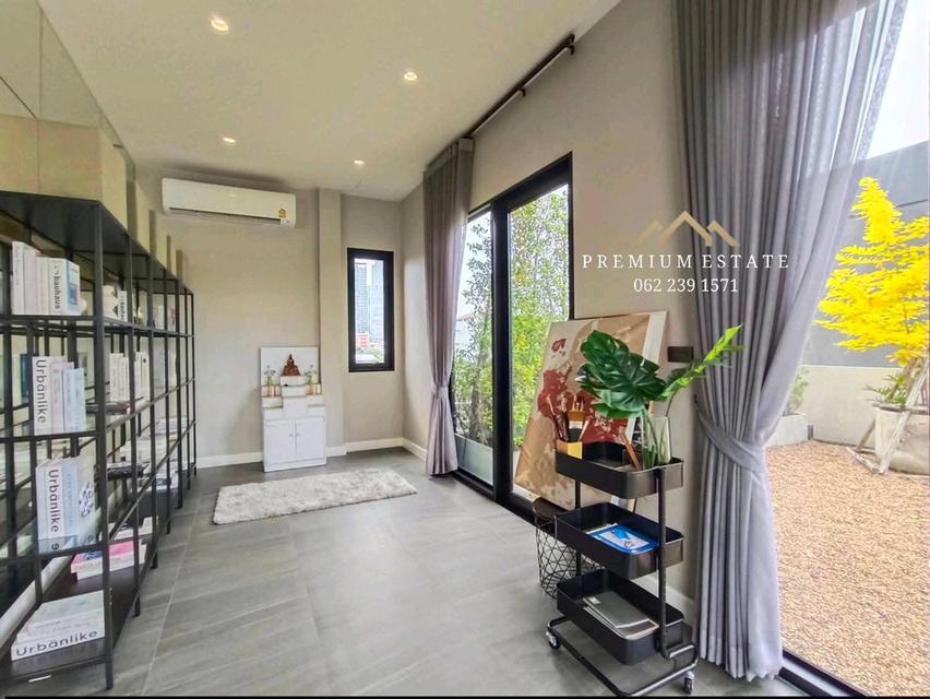 ขายบ้านเดี่ยว 3 ชั้น ระดับ Luxury พร้อมลิฟต์ในบ้าน | พระราม 9-รามคำแหง | ขนาด 515 ตรม. | 4 ห้องนอน | 5 ห้องน 10