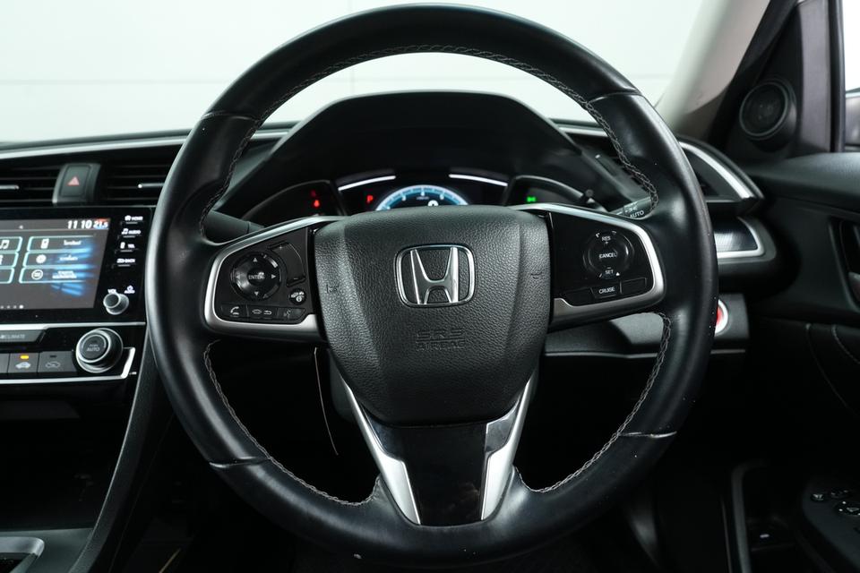 2021 HONDA CIVIC FC 1.8 EL i-VTEC สีขาว เลขไมล์ 115893 กม.  8