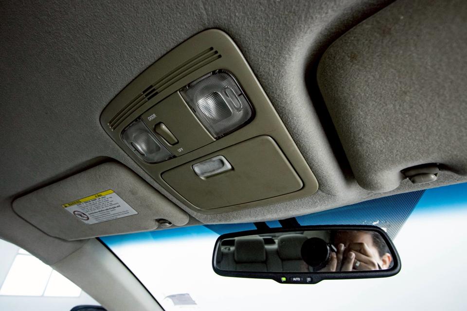  TOYOTA CAMRY 2.4 HYBRID 2011  14