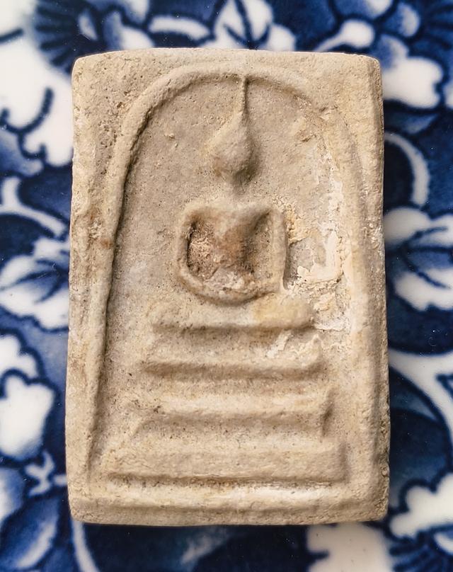 พระสมเด็จเนื้อสวยค่ะ