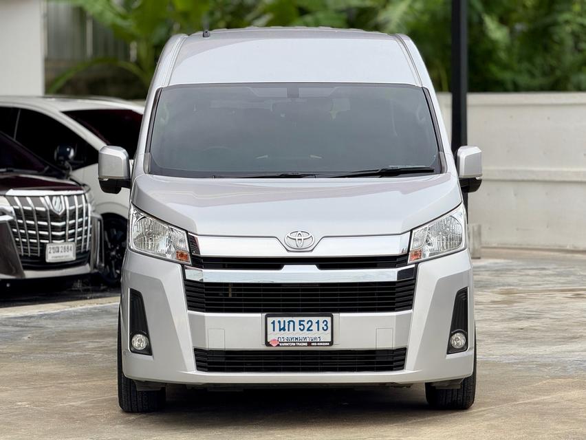 TOYOTA COMMUTER 2.8 2020