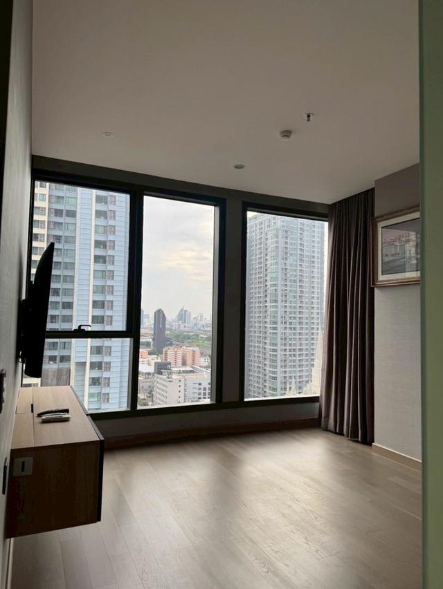 ให้เช่าคอนโด The Esse at Singha Complex 77ตรม  2 ห้องนอน 2 ห้องน้ำ ชั้น 20 6